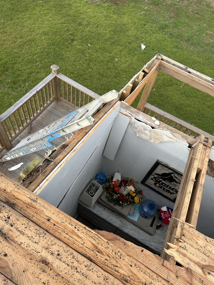 Slide of Chicos Roofing and Construction