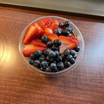Playa Bowls - Pura Vida - Acai Bowls Near Me - Boston, Massachusetts