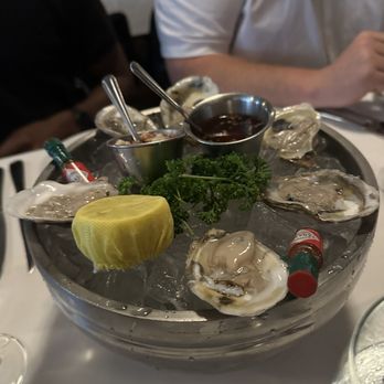 Chicago Chop House - Oysters - Steakhouses Near Me - Chicago, Illinois
