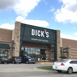DICK'S Sporting Goods