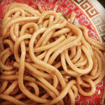 China Wok - Some lo Mein off of the buffet, so fresh - Chinese Near Me - Wapakoneta, Ohio
