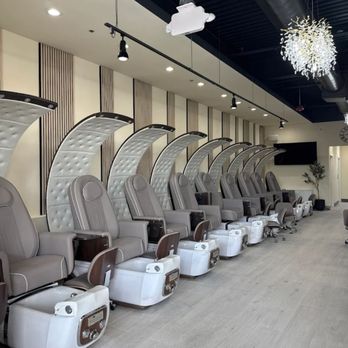 Fifth Nail Lounge - Nail Salons Near Me - Orlando, Florida Fifth Nail Lounge - Nail Salons Near Me - Orlando, Florida