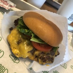 Shake shack cheeseburger Shake shack cheeseburger
