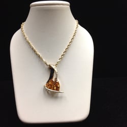 Leighton's Jewelers of Madera