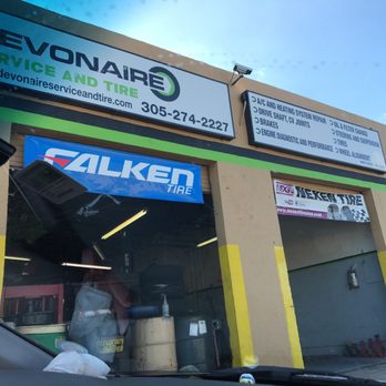 Devonaire Service and Tire - View of the back side... - Auto Repair Near Me - Miami, Florida Devonaire Service and Tire - View of the back side... - Auto Repair Near Me - Miami, Florida