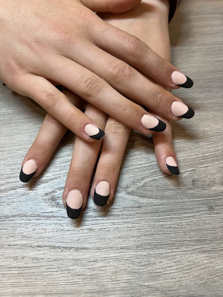 Nail Art by Anna Logo