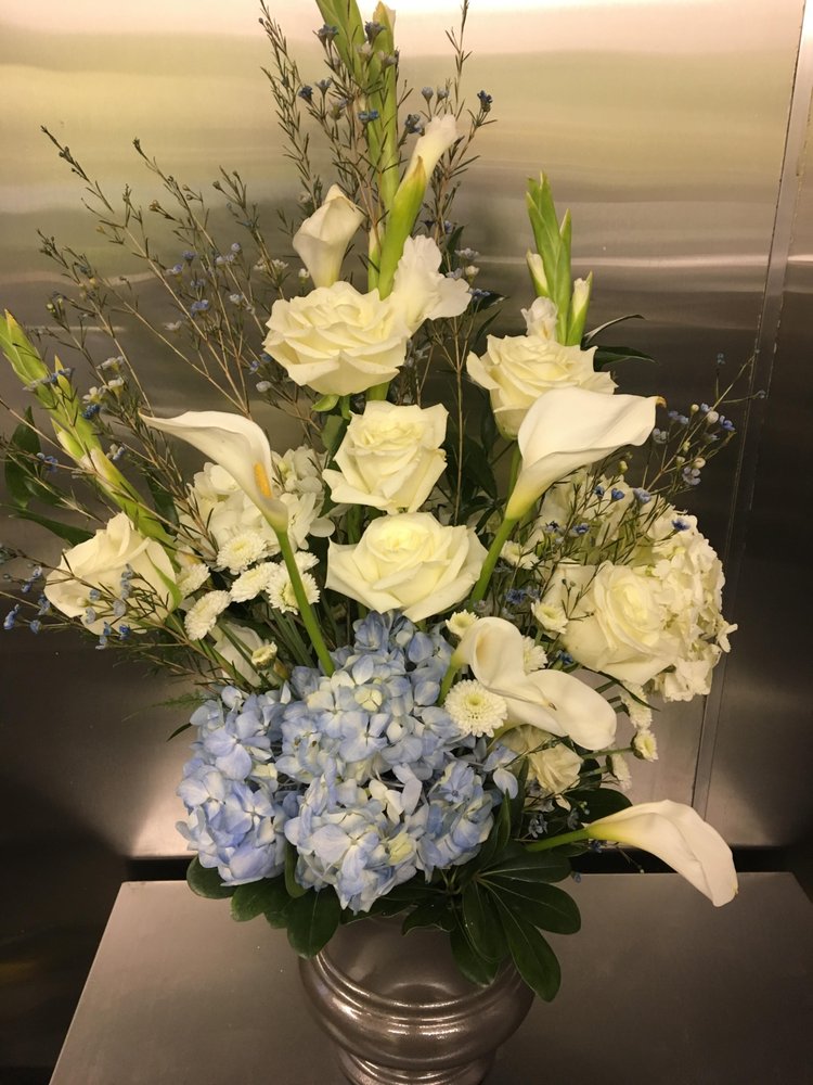 BOXWOOD HOME AND GARDEN Updated September 2024 10 Reviews 408 W