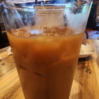 Ellie's Farmhouse - iced coffee - Breakfast & Brunch Near Me - Southington, Connecticut