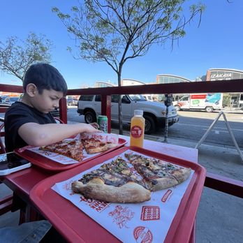 Prime Pizza - Pizza Near Me - Los Angeles, California
