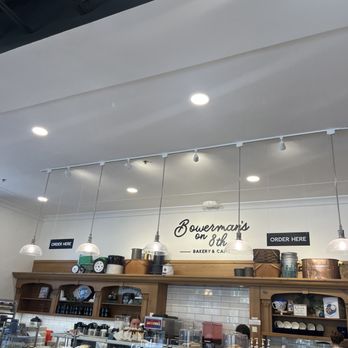 Bowerman's On 8th - Cafes Near Me - Holland, Michigan