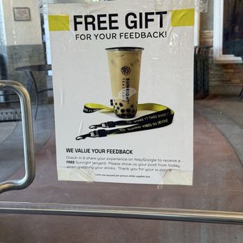 Sunright Tea Studio - Diamond Jamboree Center - Free Lanyard - Bubble Tea Near Me - Irvine, California Sunright Tea Studio - Diamond Jamboree Center - Free Lanyard - Bubble Tea Near Me - Irvine, California