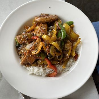 Riverwinds Restaurant - Chicken Teriyaki Stir Fry - New American Near Me - West Deptford, New Jersey