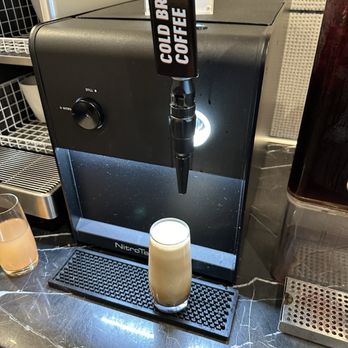 The Centurion Lounge - Nitro cold brew with plenty of nitro - Airport Lounges Near Me - Las Vegas, Nevada