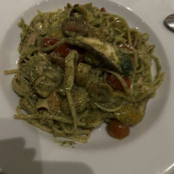 La Vecchia Cucina - Pesto linguine - Italian Near Me - Santa Monica, California La Vecchia Cucina - Pesto linguine - Italian Near Me - Santa Monica, California