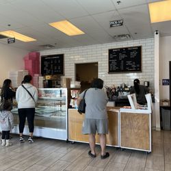 Elk Grove Donuts - Elk Grove Donut