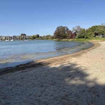 Marlin Park - Entire beach from left view - Parks Near Me Marlin Park - Entire beach from left view - Parks Near Me