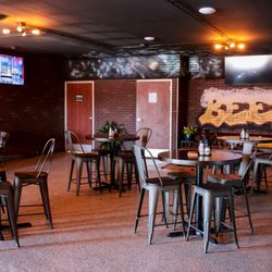 Draft City Self-Pour Taproom and Eatery