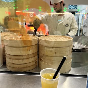 Bend the Bao - Bubble mango tea - American Near Me - Orlando, Florida