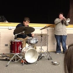 Drum Chicago - Drum Chicago brings avant garde percussionist Tim Daisy to a school for a workshop