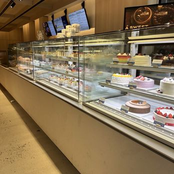 Paris Baguette - Bakeries Near Me - Toronto, Ontario Paris Baguette - Bakeries Near Me - Toronto, Ontario
