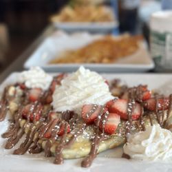 Egg Yolk Cafe - Green Bay East