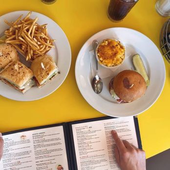 Fred 62 - Diners Near Me - Los Angeles, California