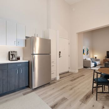 Track 281 Apartments - 2 Bedroom Home - Apartments Near Me - Sacramento, California Track 281 Apartments - 2 Bedroom Home - Apartments Near Me - Sacramento, California