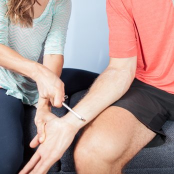 Onsight Chiropractic - Graston technique breaks up scar tissue and accelerates healing - Chiropractors Near Me - Berkeley, California