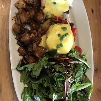 SAP Brunch - Egg benedict with chorizo! - Breakfast & Brunch Near Me - Appleton, Wisconsin