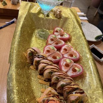 Sushi Tokoro - Lobster roll, sweetheart roll - Japanese Near Me - Chicago, Illinois Sushi Tokoro - Lobster roll, sweetheart roll - Japanese Near Me - Chicago, Illinois