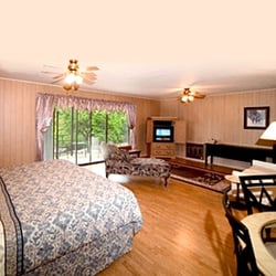 Chandler's Inn - Chandler's Inn on Bull Shoals Lake