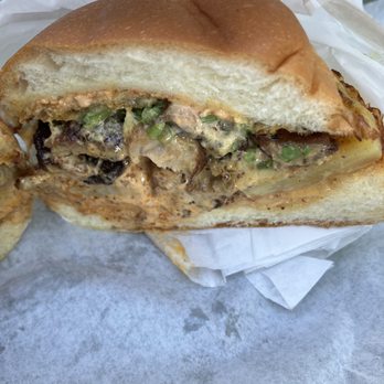 Snappy’s - Sandwich Week 2023 sandwich innards shot - Sandwiches Near Me - Portland, Oregon Snappy’s - Sandwich Week 2023 sandwich innards shot - Sandwiches Near Me - Portland, Oregon