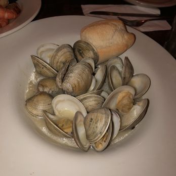 Rusty Nail Bar & Grill - Steamed clam appetizer - American Near Me - Cape May, New Jersey Rusty Nail Bar & Grill - Steamed clam appetizer - American Near Me - Cape May, New Jersey