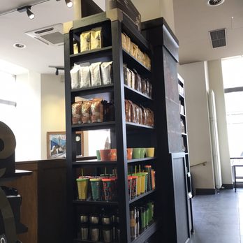 Starbucks - Coffee & Tea Near Me - Berlin, BE