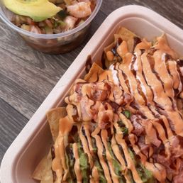 Ceviche & poke nachos