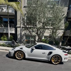 Dedicated Detailing - Exotic car wash