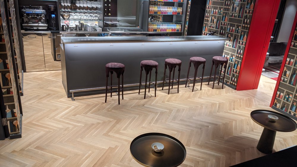 ISAIA Updated September 2024 77 Yorkville Ave, Toronto, Ontario