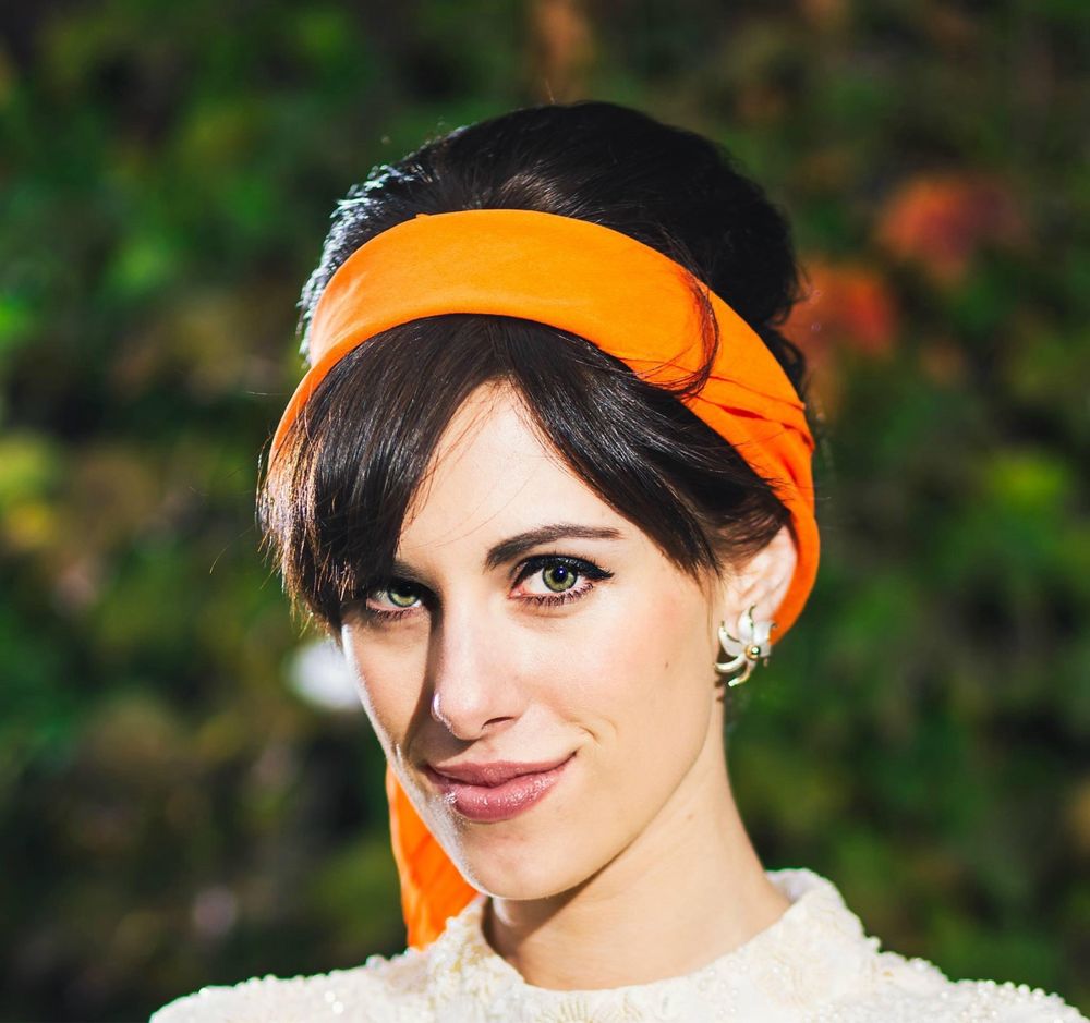 Debra Petrielli Freelance Hairstylist + Makeup Artist Logo