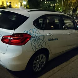 DriveNow - BMW active tourer