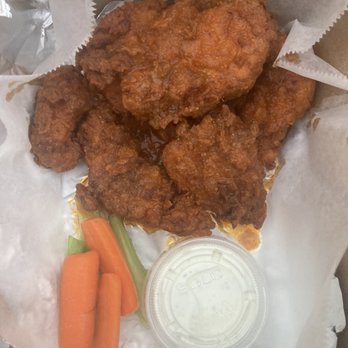 The Tiki Bar - Buffalo wings to go - Tiki Bars Near Me - Gulfport, Florida