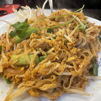 Thai House - Chicken pad Thai - Thai Near Me - Monterey Park, California Thai House - Chicken pad Thai - Thai Near Me - Monterey Park, California