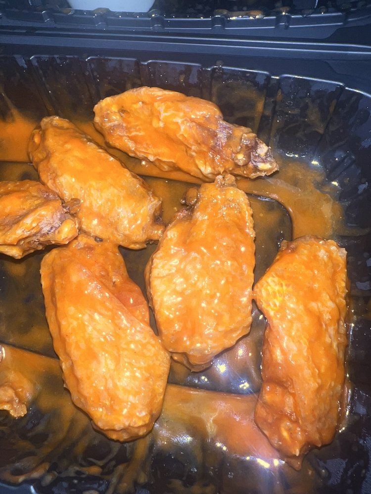 WINGS TO GO GLASGOW Updated September 2024 26 Photos & 21 Reviews