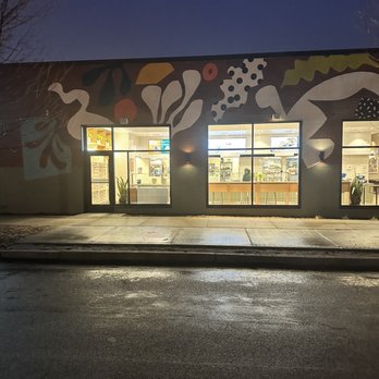 sweetgreen - Healthy Salads, Wraps, and Bowls - Store - Salad Near Me - St Paul, Minnesota