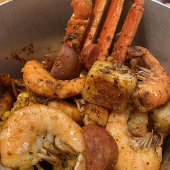 Bubba Gump Shrimp - Seafood Near Me - Anaheim, California