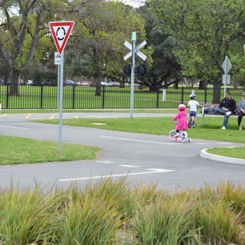 Bonython Park - Round about.. - Parks Near Me - Adelaide, SA