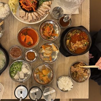 Jomaru Korean Hot Pot - sullongtang, haejangguk, bossam - Korean Near Me - Cerritos, California Jomaru Korean Hot Pot - sullongtang, haejangguk, bossam - Korean Near Me - Cerritos, California
