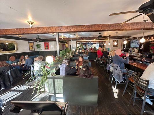 Front Street Tavern by null