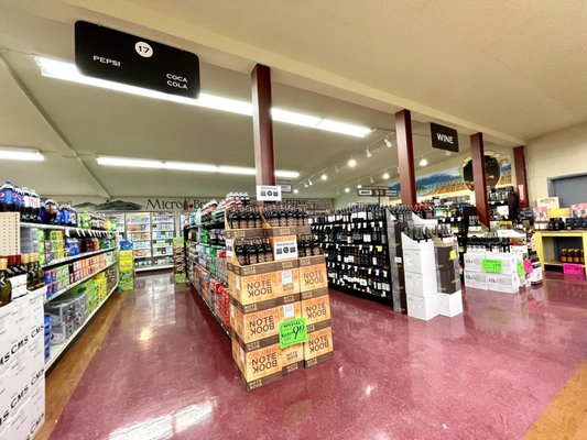 Photo of Hank's Market - Twisp, WA, US. Wine and alcohol section. 5/6/21