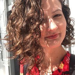 I've heard good things about Trendz Salon - hoping they can help recreate the look from my last cut!