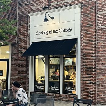 Cooking at the Cottage - Building - Cooking Classes Near Me - Louisville, Kentucky Cooking at the Cottage - Building - Cooking Classes Near Me - Louisville, Kentucky